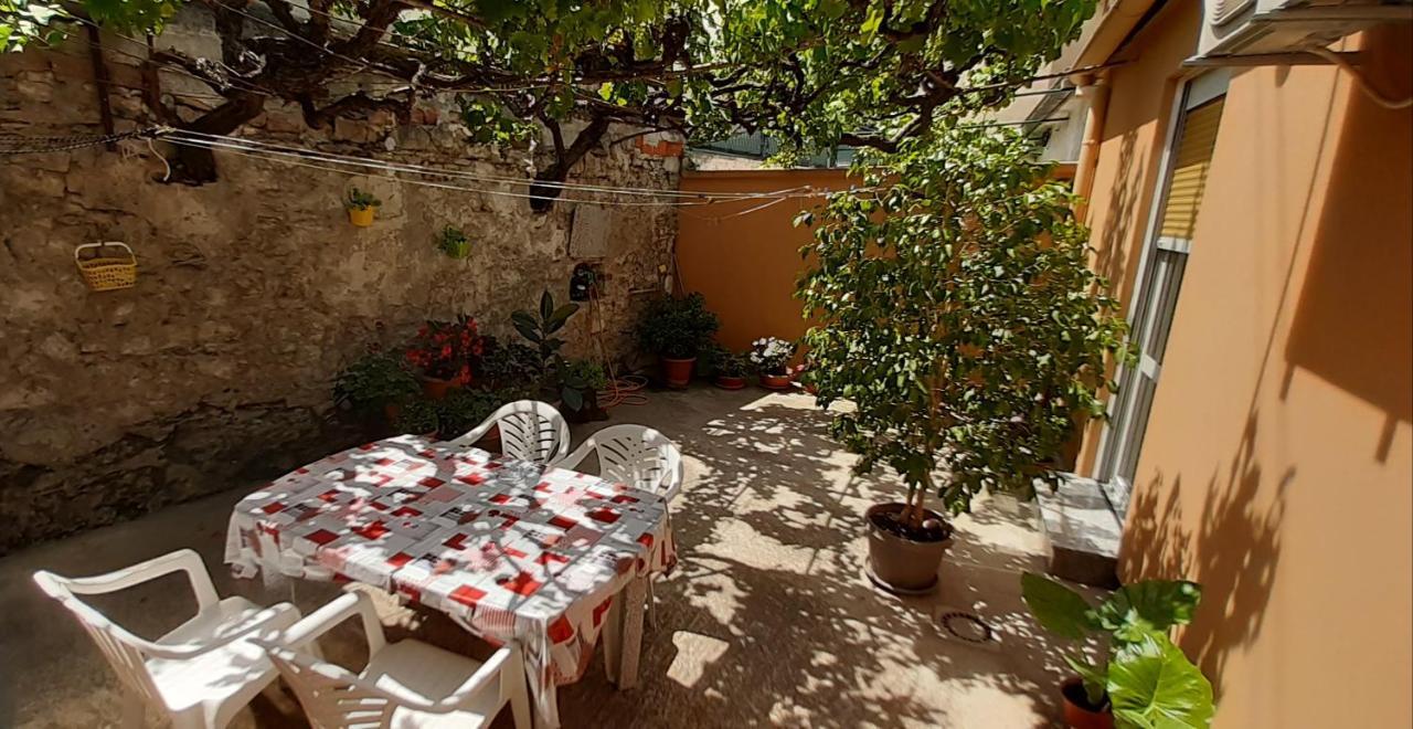Apartman Anthony Πούλα Εξωτερικό φωτογραφία